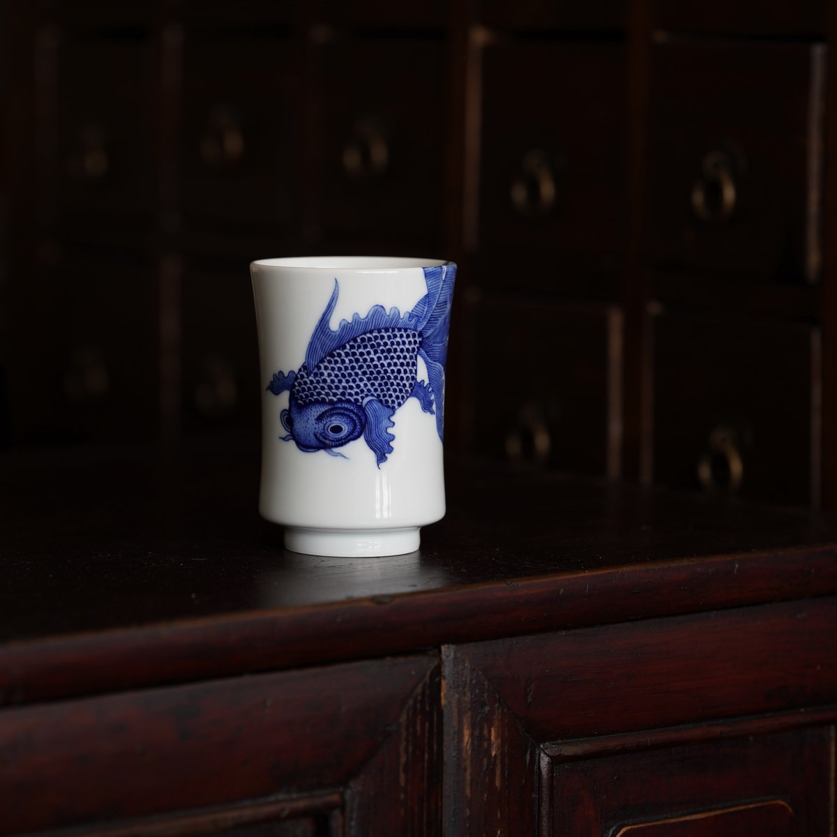 青花金魚紋茶杯 PC015 | Looking For 物色