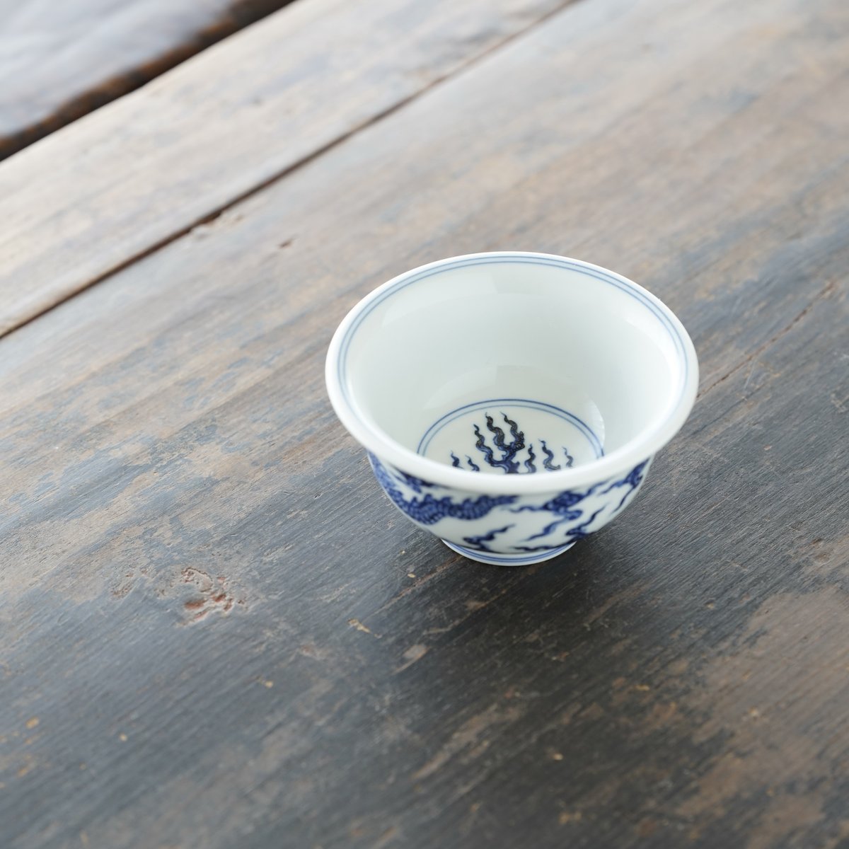 青花龍紋圧手杯 PF227 | Looking For 物色