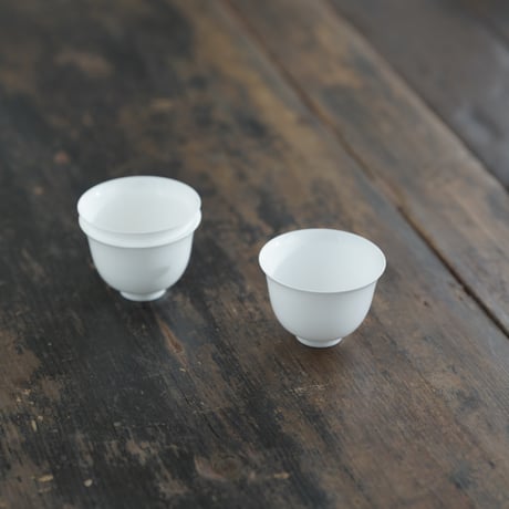 甜白釉茶杯 PB177