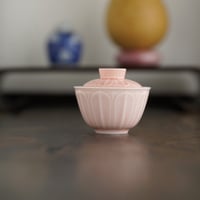 粉釉蓮紋二才蓋碗 PB039