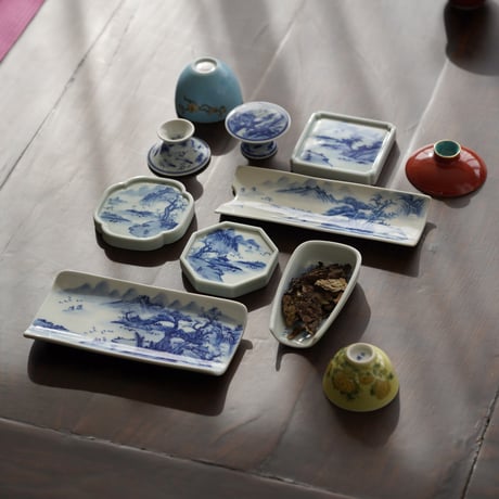 青花山水茶托 PF024