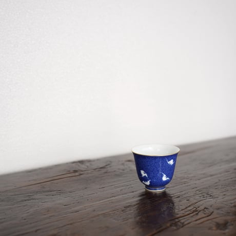 洒藍蝙蝠紋茶杯 PY003