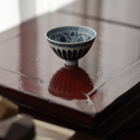 青花纏枝蓮紋鶏心杯 PF158