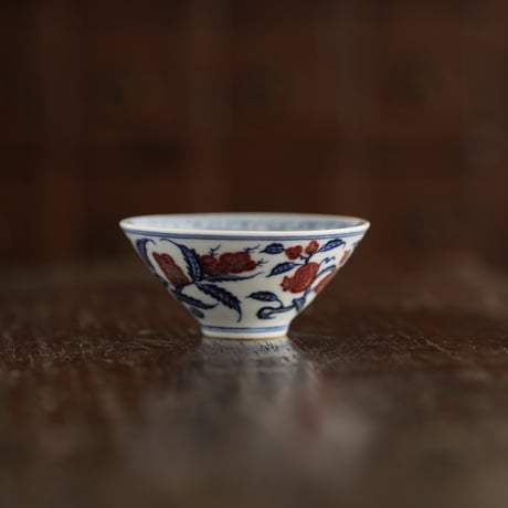 釉里紅瓜果紋茶杯 PF144