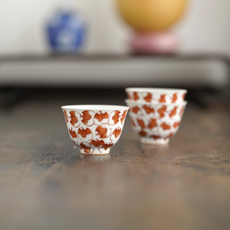 礬紅蝙蝠文茶杯 PA077 | Looking For 物色