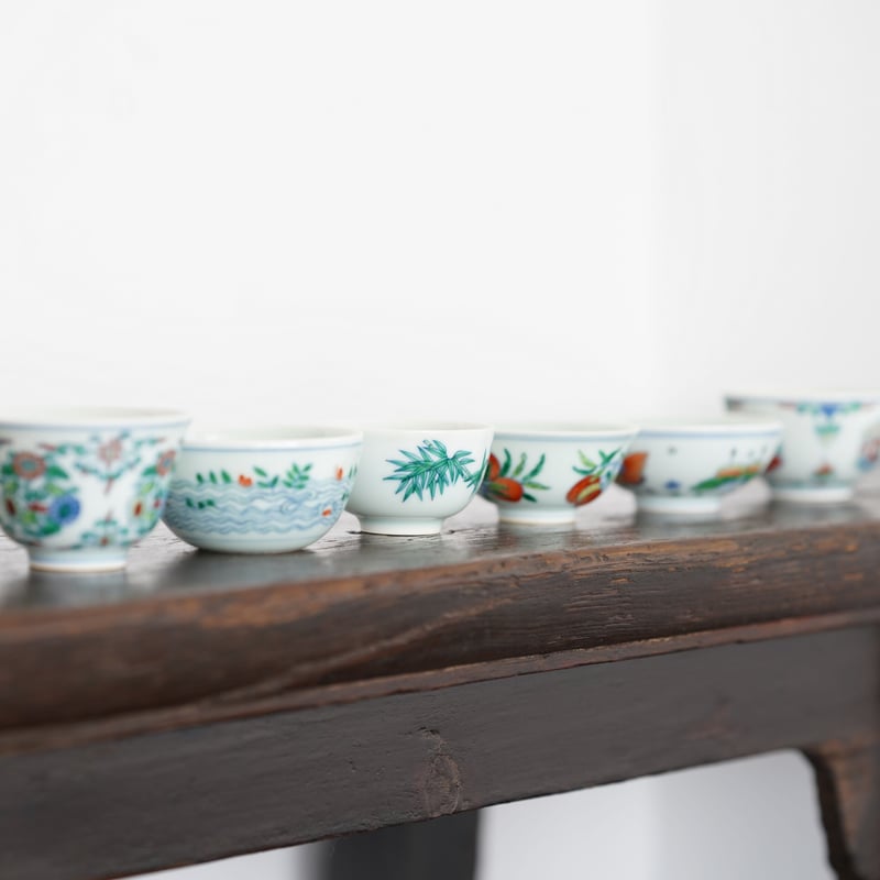 雍正款手描き斗彩茶杯 PC044 | Looking For 物色