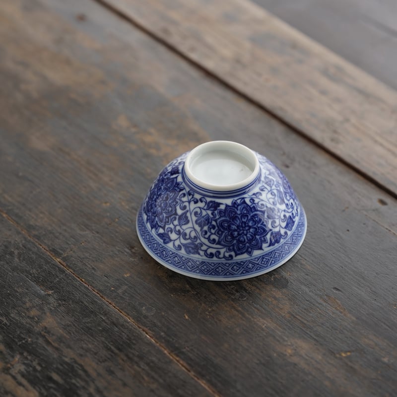 青花纏枝蓮紋杯 PF255 | Looking For 物色