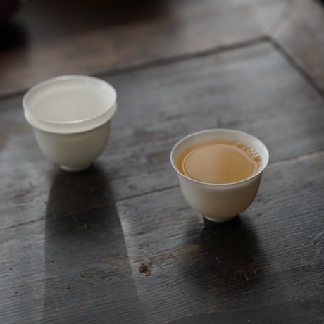 甜白釉茶杯 PB177
