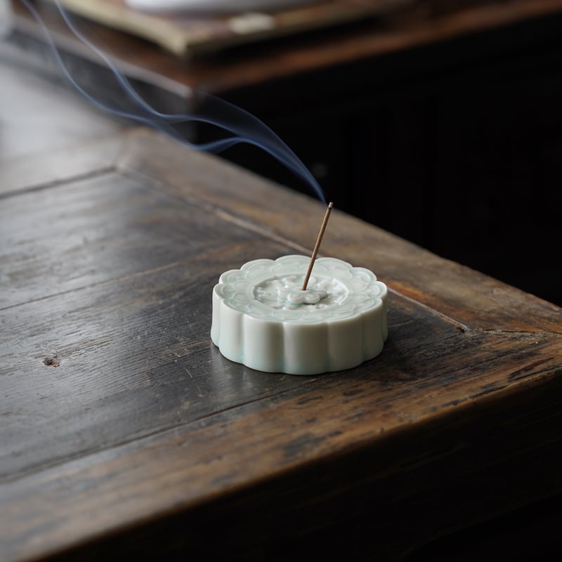 待田和宏　青白磁香合　8cm 待田和宏 青白磁香合 8cm 待田和宏 青白磁香合 8cm