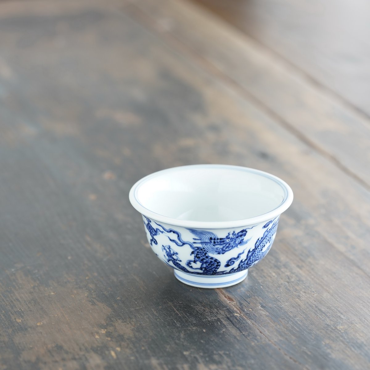 青花龍紋圧手杯 PF227 | Looking For 物色