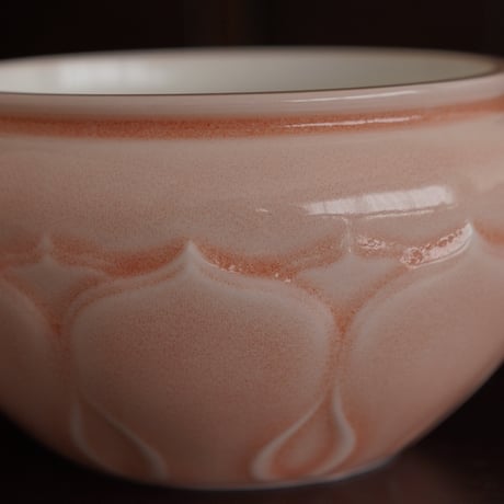 粉釉蓮紋建水 PB141