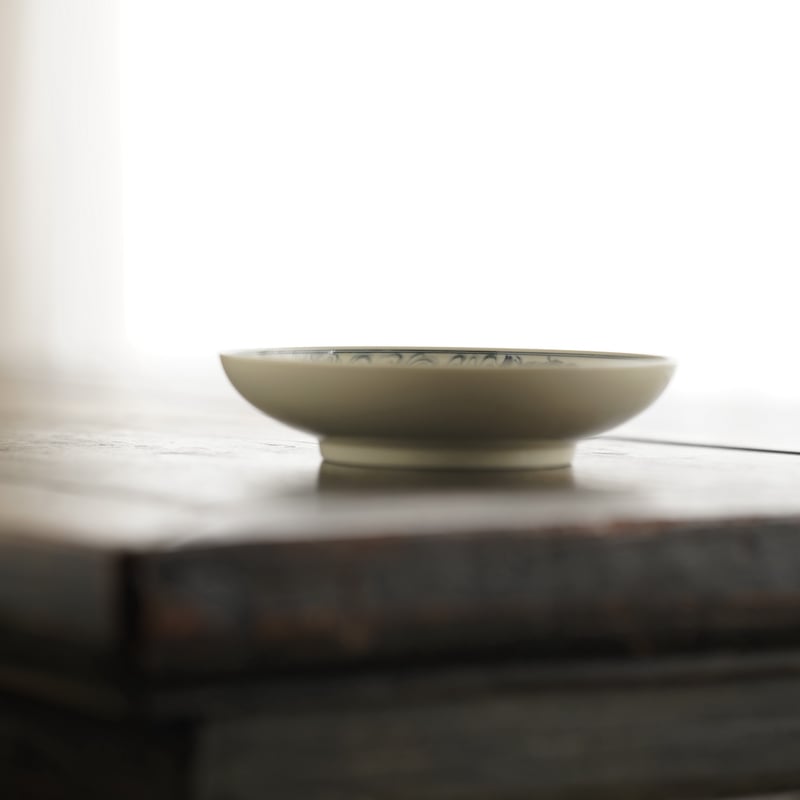 青花描金麒麟文皿 PE023 | Looking For 物色