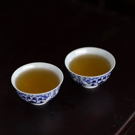 青花蝠紋小茶杯 PF132