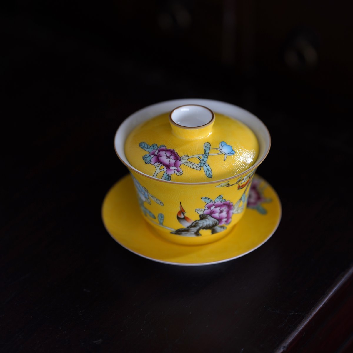 中国美術 粉彩 花鳥画 蓋碗 皿 一対(K-HA502) 描金琺瑯蓋碗（黄色） 160ml（満水220ml） 中国茶器 : 天香茶行