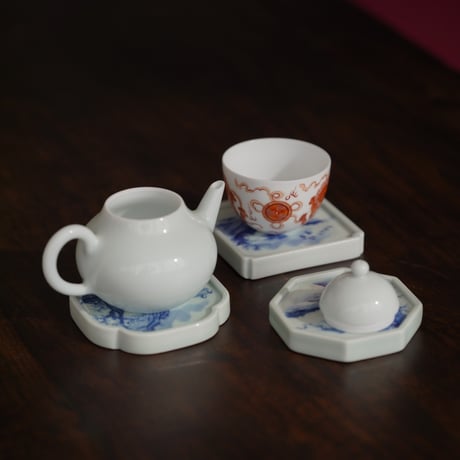 青花山水茶托 PF024
