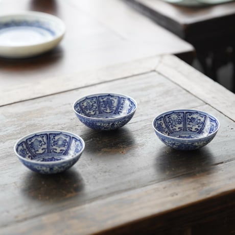 専用　中国清時代　徳化窯煎茶碗4客　口径7.8㎝　東Y6-1118☆2Fトヒコ Yahoo!オークション -「徳化窯」の落札相場・落札価格