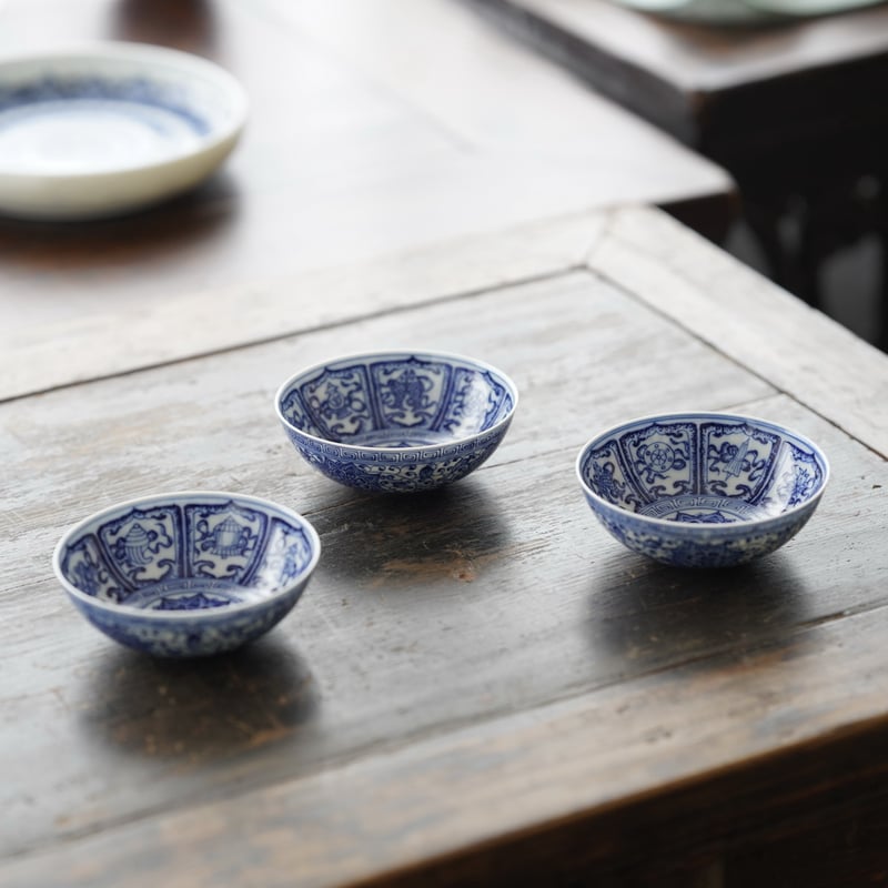 青花八宝纏枝蓮紋茶杯 PF251 | Looking For 物色