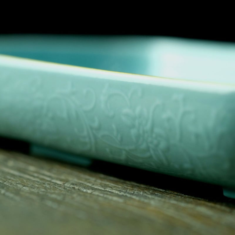 松石緑釉堆白方皿 PC114 | Looking For 物色