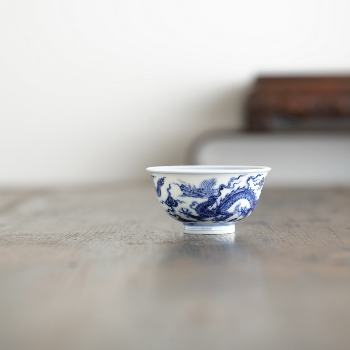 中国 青花青緑彩 龍紋小杯 二客 大明成化年製款 古陶磁 茶道具 ESM12-5