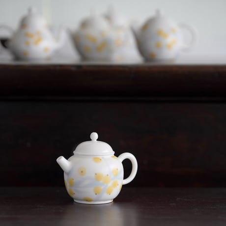 枇杷茶壺 PF149