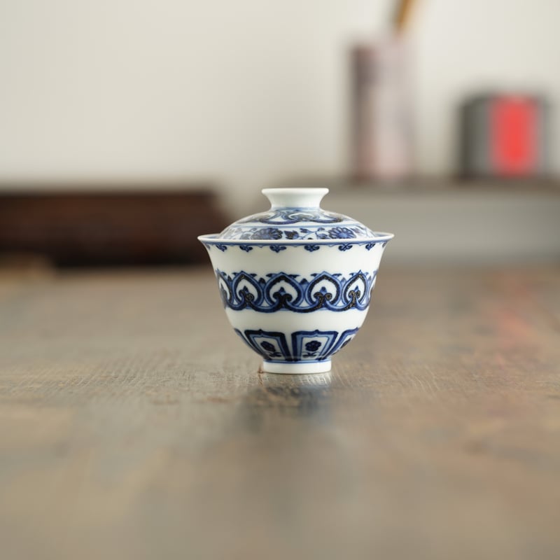 青花宝相二才蓋碗 PF240 | Looking For 物色