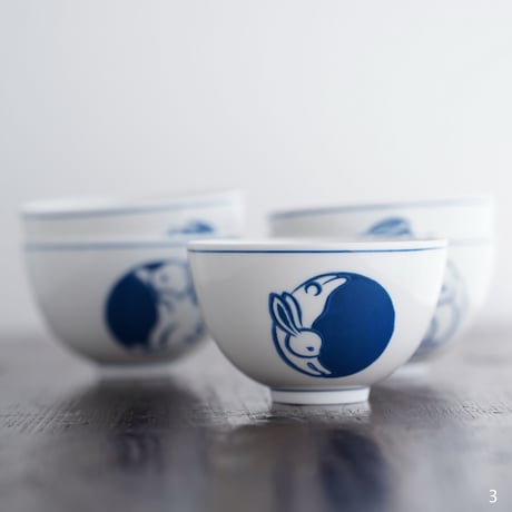 青花白兎碗 PD025