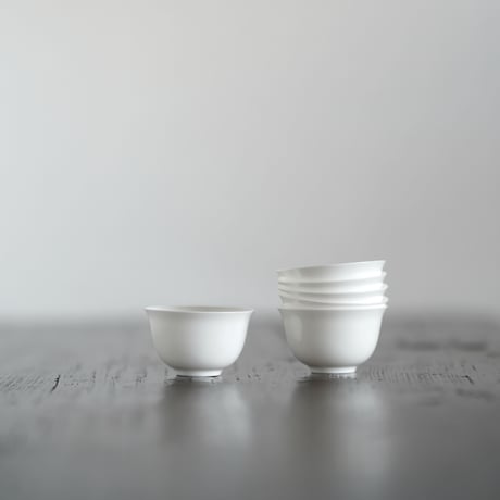 甜白釉茶杯 PB012