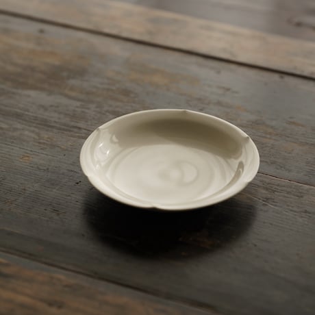 葵口草木灰小皿 PF264