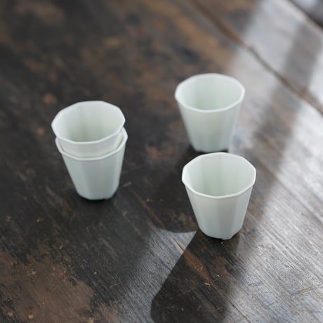 青白磁十方茶杯 PB180