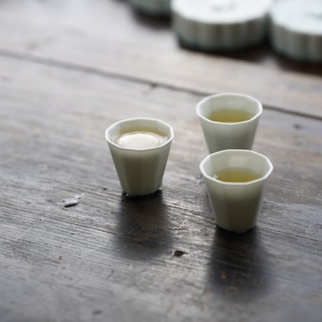 青白磁十方茶杯 PB180