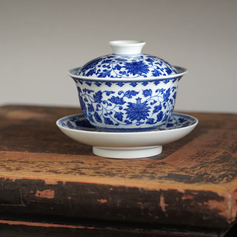 あなたにおすすめの商品 青花纏枝蓮紋蓋碗 PF005 | Looking For 物色 染付