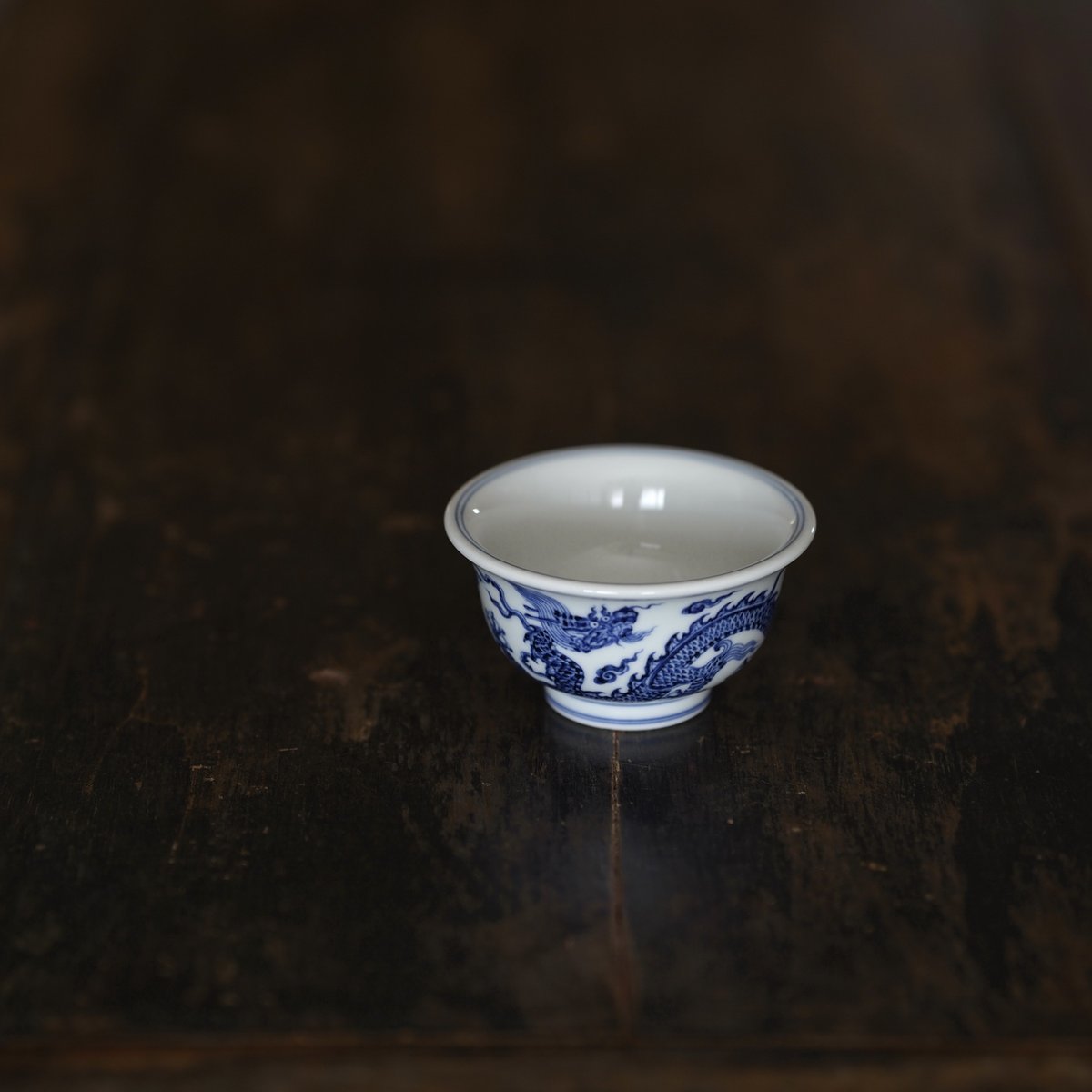 青花龍紋圧手杯 PF227 | Looking For 物色