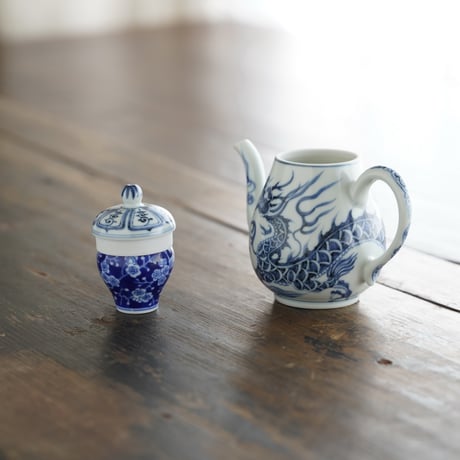 元青花龍紋茶壺 PF211