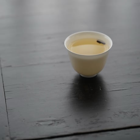 甜白釉茶杯 PB123