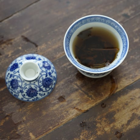缠枝蓮紋二才蓋碗 PF233