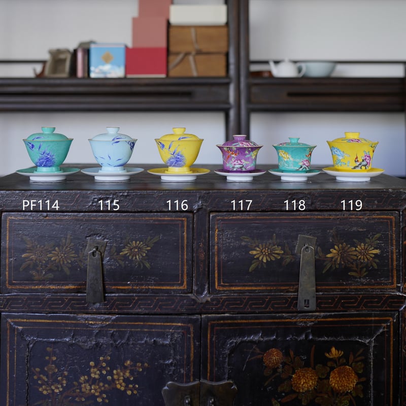中国美術 粉彩 花鳥画 蓋碗 皿 一対(K-HA502) 粉彩扒花蓋碗 PF118 | Looking For 物色