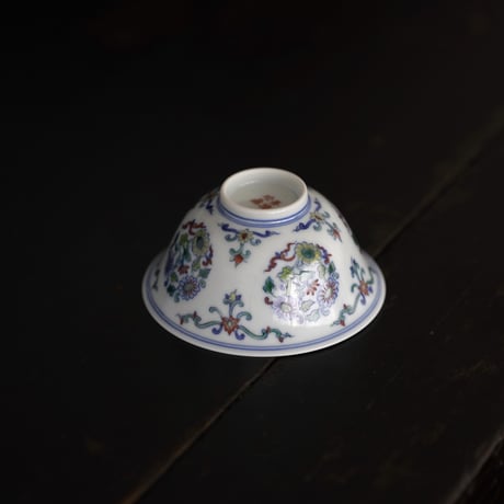 斗彩団菊茶杯 PF155