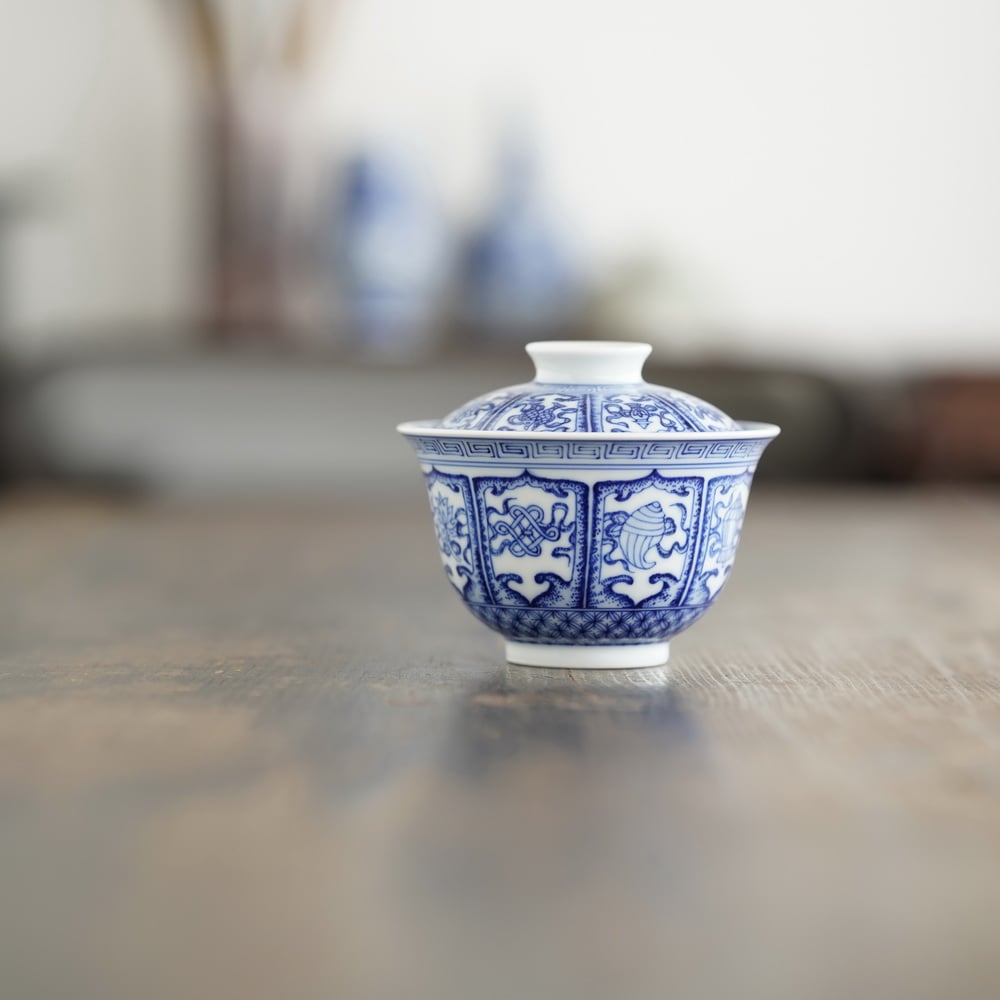 青花八宝唐草紋二才蓋碗 PF250 | Looking For 物色