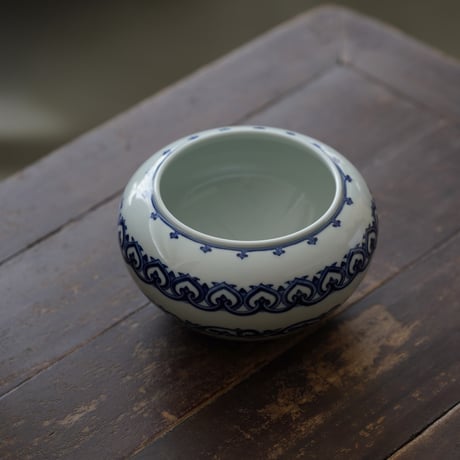 青花宝相文建水 PF241
