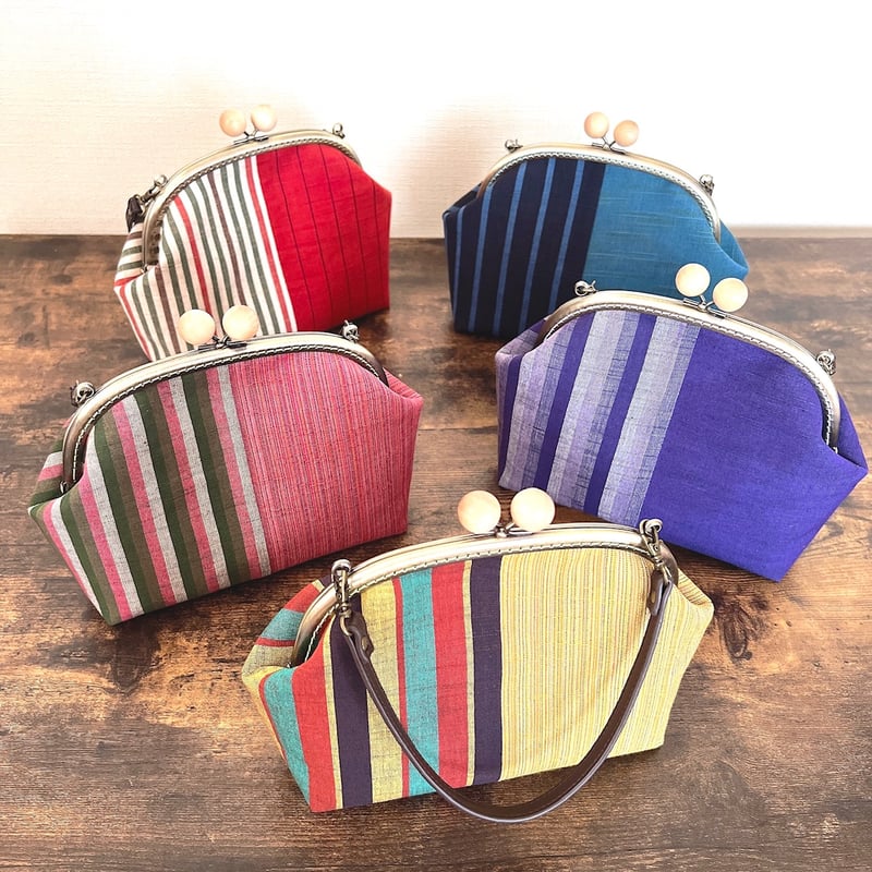 ぽってり可愛い 浴衣・着物に持ちたいがま口bag（ブルー系）木玉 会津