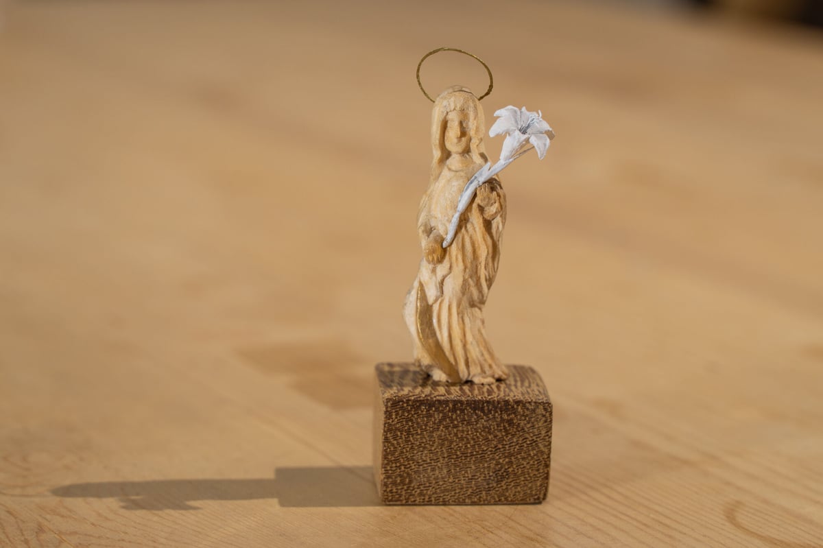 白百合のマリア様（木彫り） | angepassé