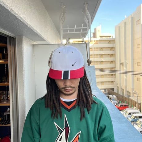 NIKE USA DEAD STOCK LINE BRIM CAP