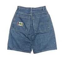 CROSS COLOURS DENIM SHORTS W34