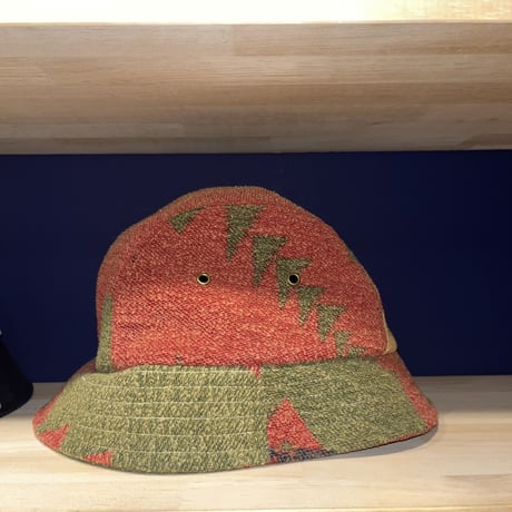 PILE NATIVE CUSTOM  HAT