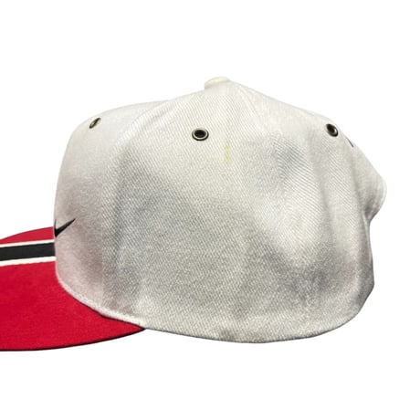 NIKE USA DEAD STOCK LINE BRIM CAP