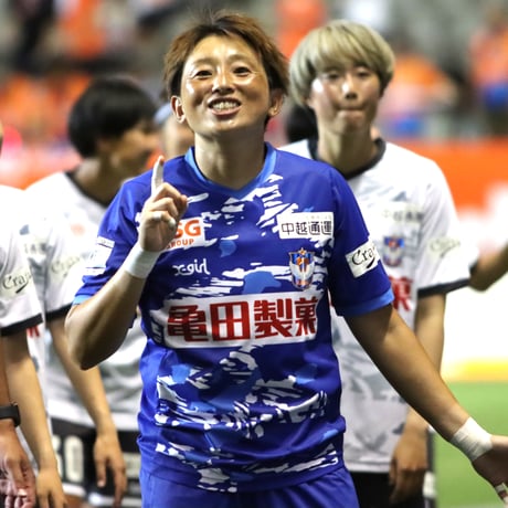 美品！xgirl アルビレックス新潟レディース長袖練習着Mサイズ値下げ交渉ok 0606_xgsp_ALBIREX-NIIGATA_01.png