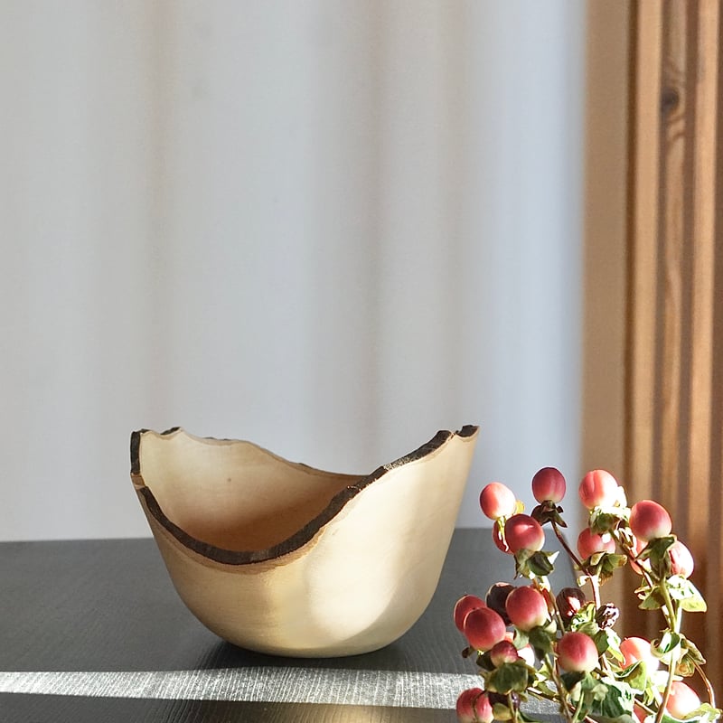 ナチュラルエッジボウル (シデ) | NU woodworks