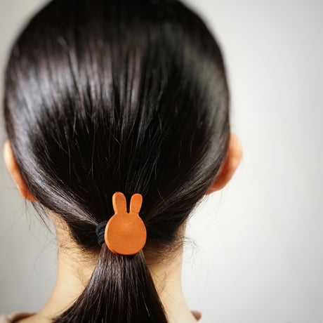 革のヘアゴム　うさぎ　全4色