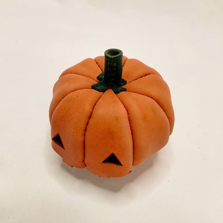 レザーで出来たジャックオランタン　手のひらサイズ