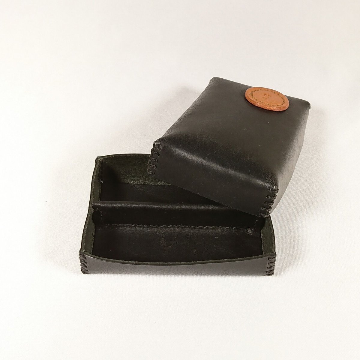 革でできたボードゲーム | 革小物 ng